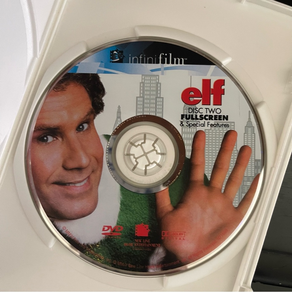 Elf DVD - Picture 3 of 3